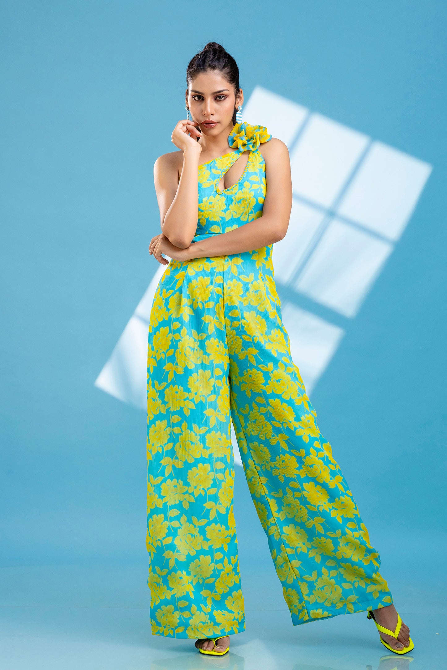 Turquoise Floral Print Keyhole Jumpsuit